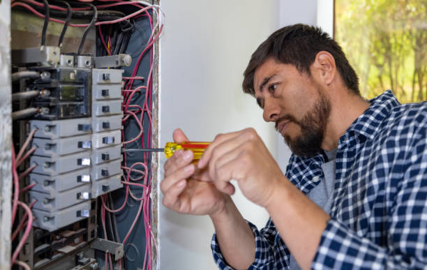 Best Circuit Breaker Repair  in Aledo, IL